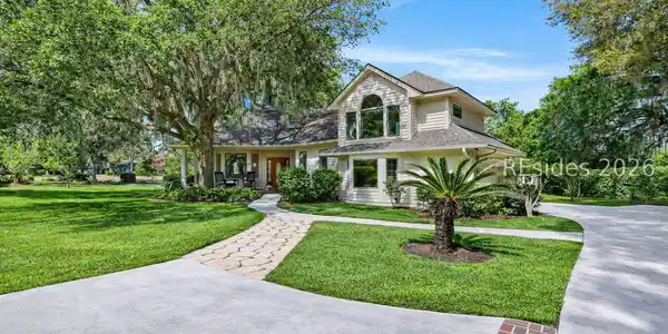 4 Florencia Court