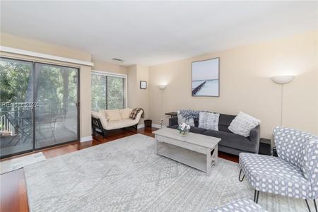 15 Deallyon Avenue