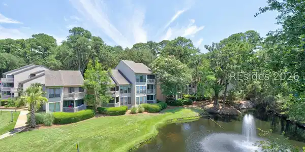85 Lighthouse Road