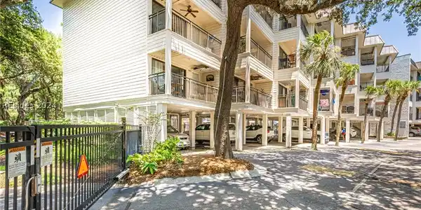 23 S Forest Beach