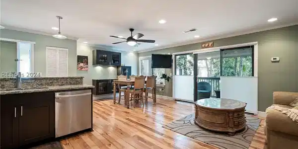 125 Cordillo Parkway