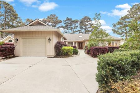 32 Ellenita Drive