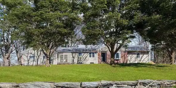74 Balcom Avenue