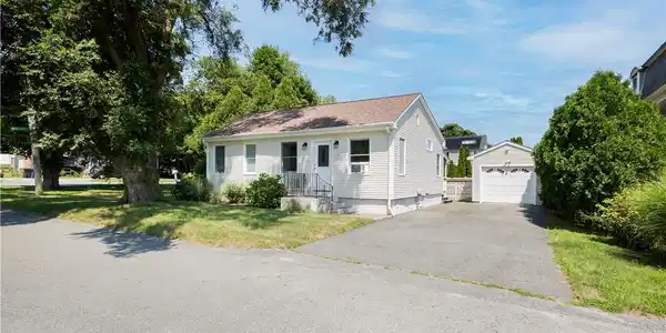 43 Parker Avenue