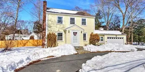 1 Massasoit Avenue