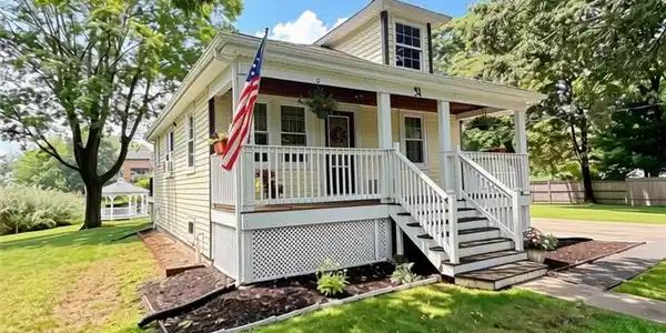 34 Wuddall Avenue