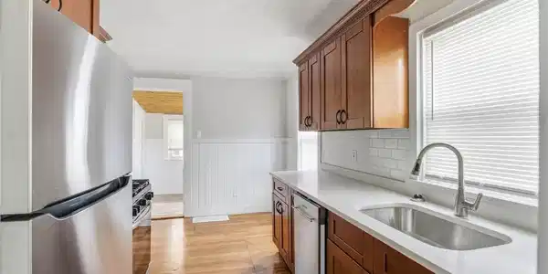 83 Ottawa Avenue