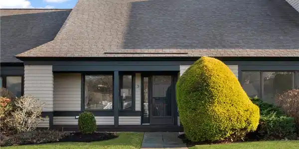 3 Martingale Lane
