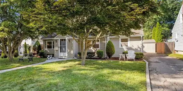 89 Interlocken Road