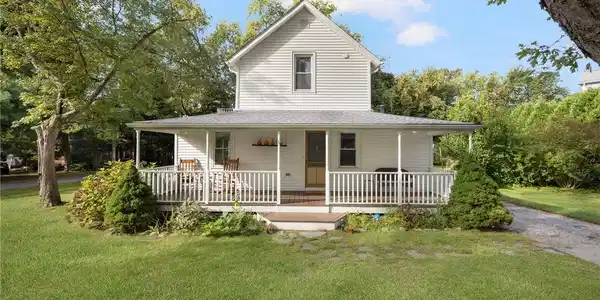 28 Economy Avenue