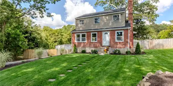 35 Saratoga Road