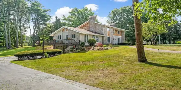 18 Timothy Drive