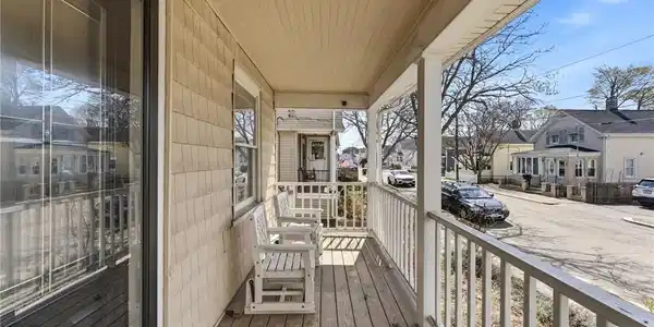 125 Ivy Street