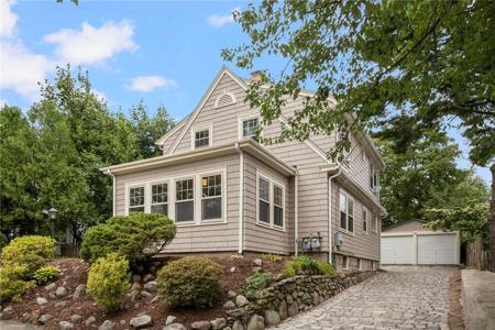228 Medway Street