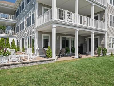 7 Compass Way