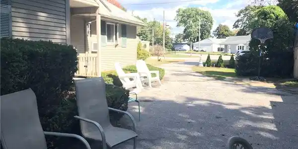 Image 4: DRIVEWAY