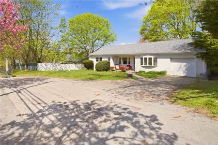 278 Green End Avenue