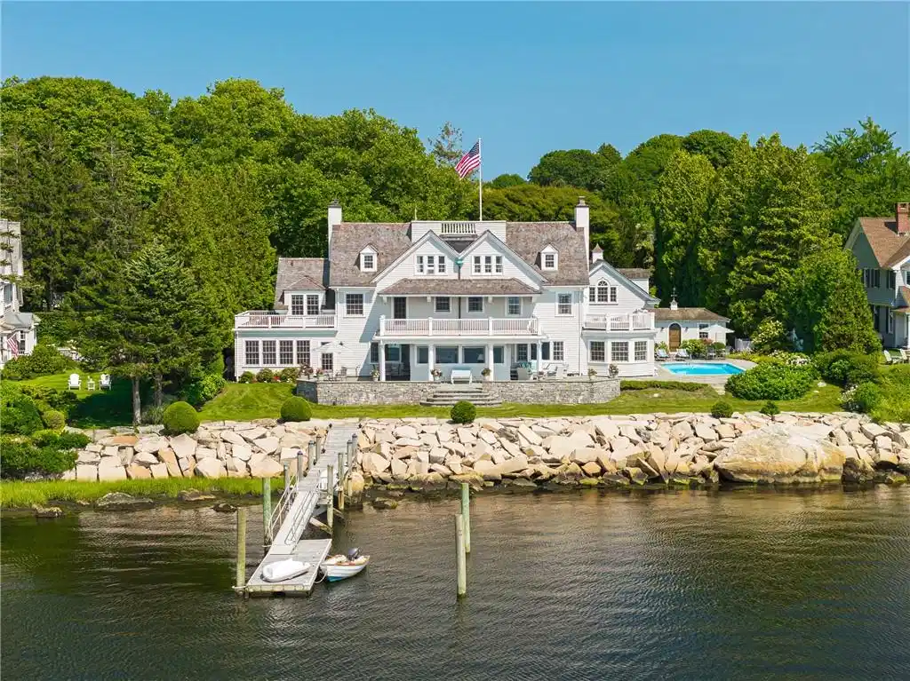 Image 1: The setting for this oceanside estate is stunning