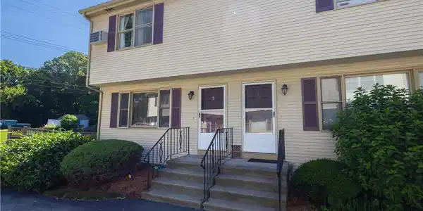 151 Willet Avenue