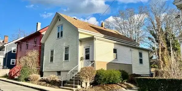 17 Warner Street