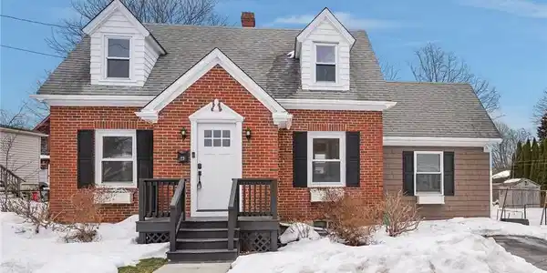 23 Livingston Place