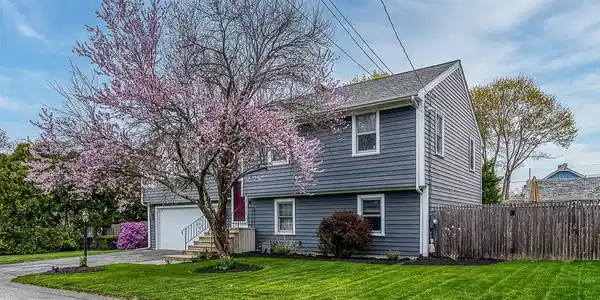 23 Detroit Avenue