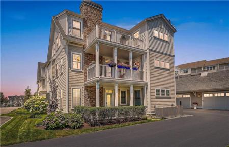 34 Kettle Point Avenue