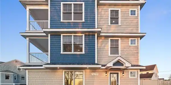 25 Scallop Shell Road