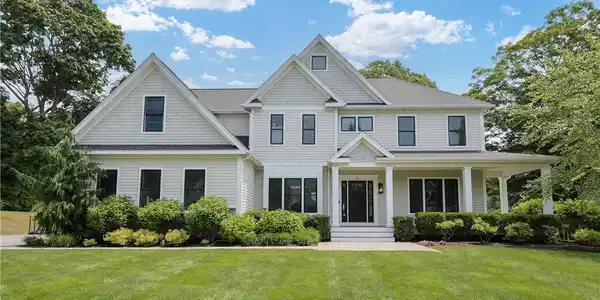 2 Bluemead Farm Lane