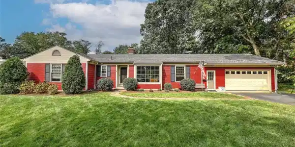 6 Plymouth Drive