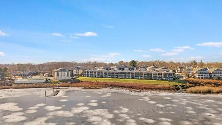 400 Narragansett Parkway