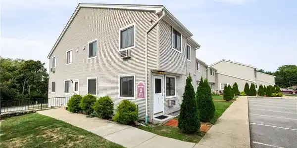 66 Girard Avenue