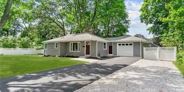 89 Naushon Avenue