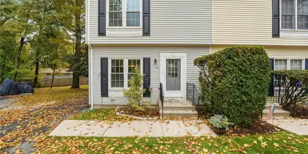 30 Riverwoods Court