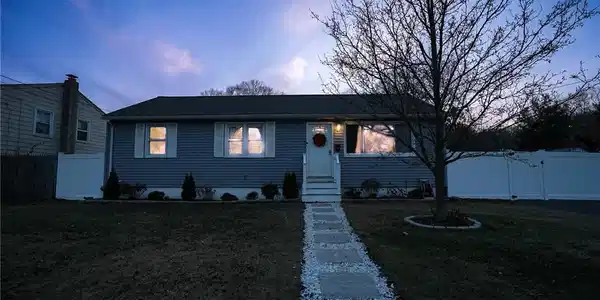27 Winifred Avenue