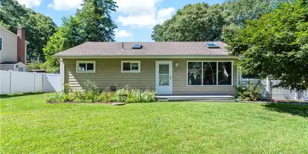 15 Mollusk Drive