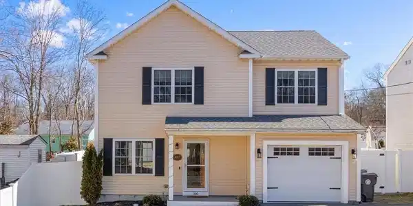 300 Warwick Neck Avenue