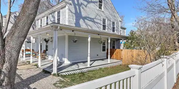 92 Water Street