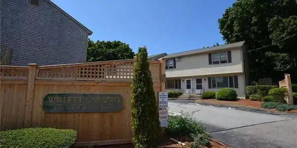 151 Willett Avenue
