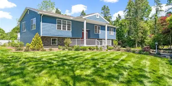 4 Shore Road