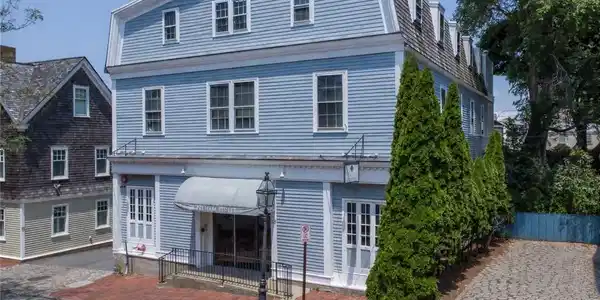 28 Pelham Street