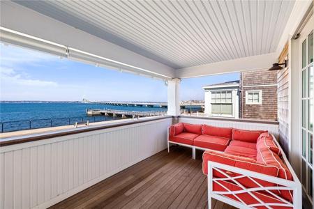 115 Washington Street