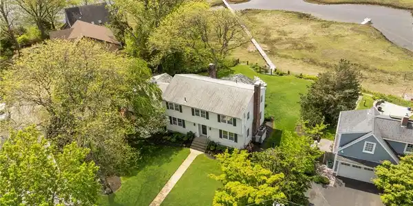 45 Meadowbrook Drive
