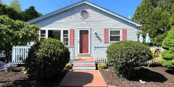 13 Parker Avenue
