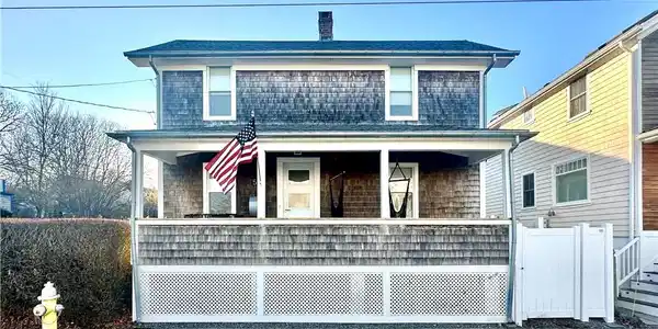 59 Houston Avenue