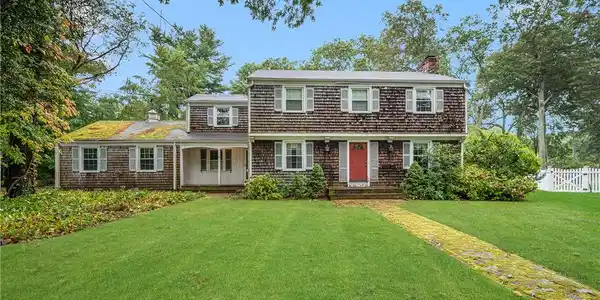 4 Old Chimney Road