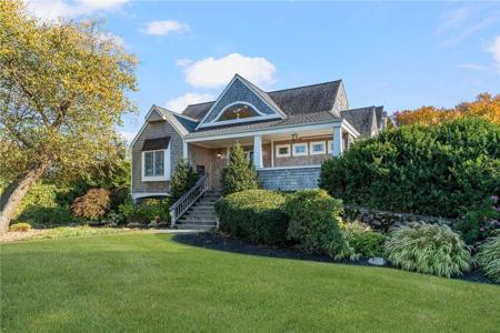 27 West Willow Lane