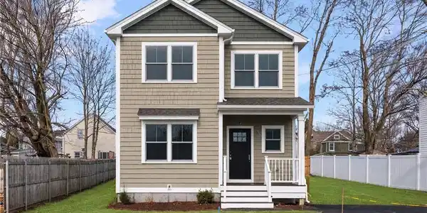 2 Lachance Avenue