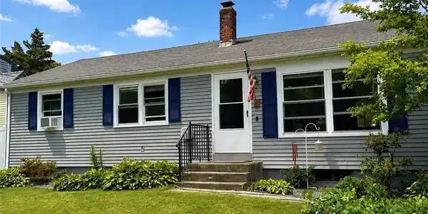 302 Shore Acres Avenue