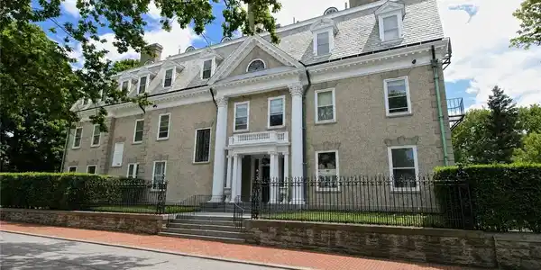 Image 2: Front